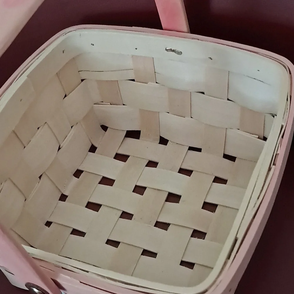 New Cottagecore Longaberger Style Basket With Hearts And Roses